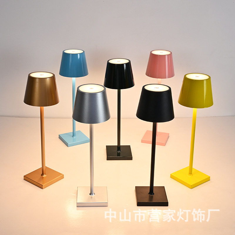 欧式铝合金充电LED触摸台灯
