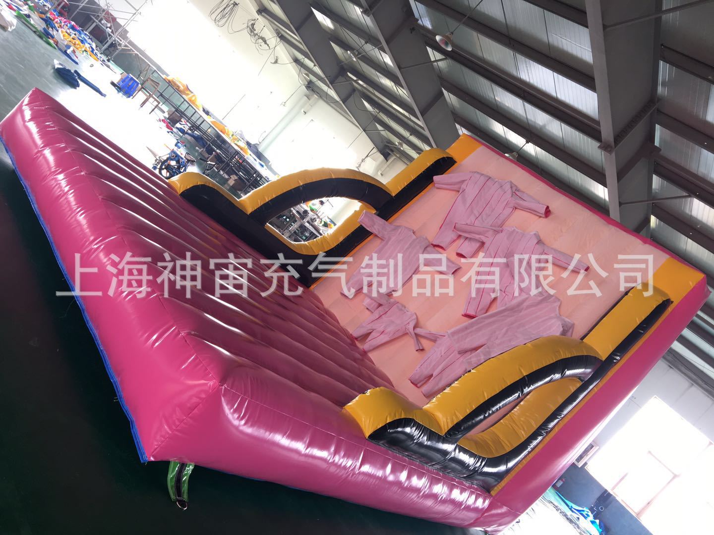 趣味运动会道具充气粘粘乐人体粘粘乐充气魔术墙粘墙充气跳跳墙