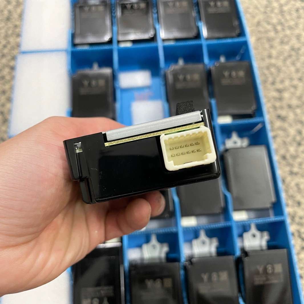 897B0-06142适用丰田凯美瑞亚洲龙遥控接收器 胎压与遥控接收盒Y8