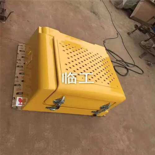 明投机械挖掘机勾机边门工具箱 发动机罩柴油箱