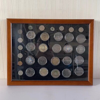 纪念币收藏框收纳盒金q币展示框徽章展示板实木边框币吧唧展示框