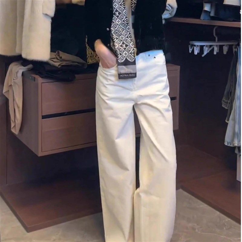 简约白色牛仔裤女秋冬新款高腰显瘦气质流行洋气休闲直筒阔腿裤子,女装/女士精品,时尚防晒服,淘宝优惠券,粉丝福利购,淘宝优惠卷