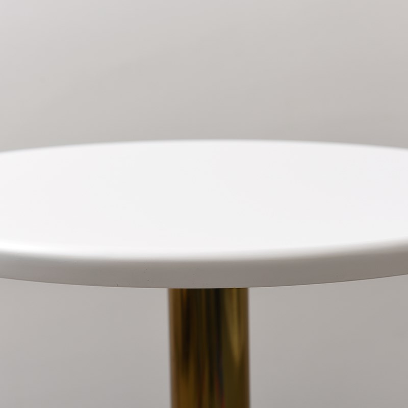 北欧简约小户型小圆餐桌洽谈休闲咖啡桌子网红奶茶店金色桌椅组合