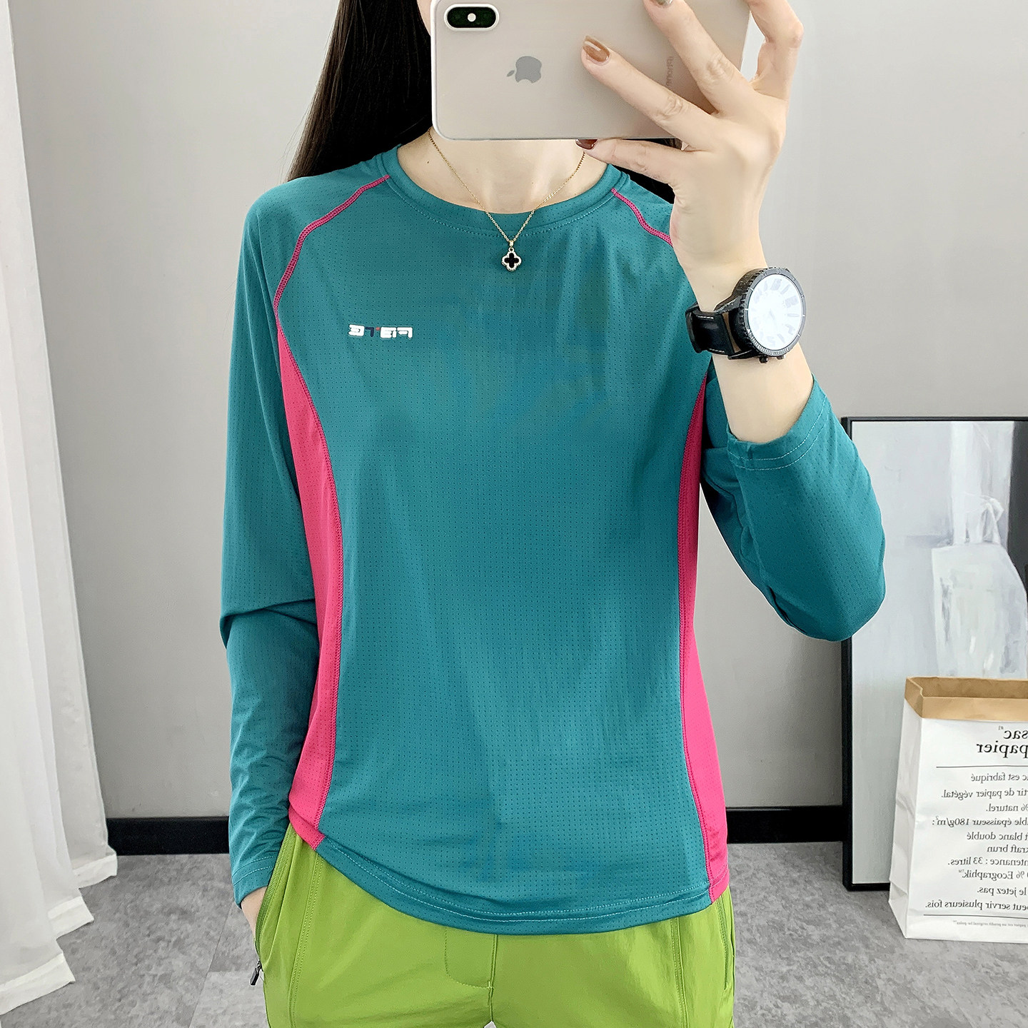 2026户外运动速干衣女春夏薄款圆领弹力透气长袖T恤训练跑步健身