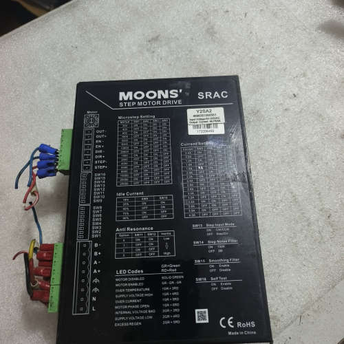 议价MooNS鸣志步进驱动器一个，型号:Y2SA2，实图拍摄，功
