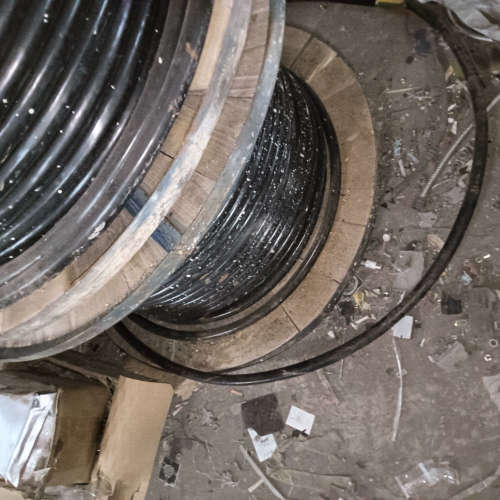 议价YJV-0.6/1kV电缆，拆铜不卖。规格3×95+2×50