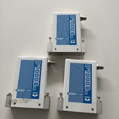 议价Fujikin富士金二手P7000D流量计FCSP7202D