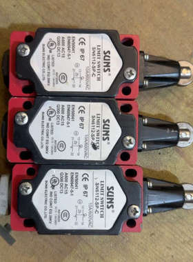 SUNS三实限位开关，型号SN6112-SP-C，三个，IP议价