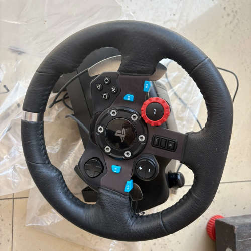议价罗技G29赛车方向盘，实物如图，，成色如图所示。支持PS4/