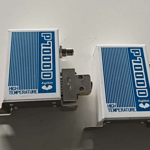 议价Fujikin富士金二手P7000D流量计K-FCSP721