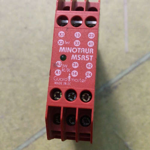 议价罗克韦尔AB安全继电器，MINOTAUR MSR5T，DC2
