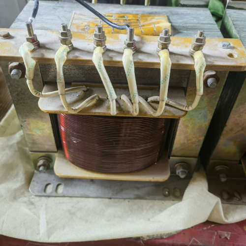 变压器 拆机2进口小变压器 具体型号看图需要其他型号私聊议价