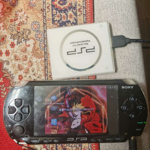 议价PSP游戏机，送一块外接电池，功能正常，邮费自理