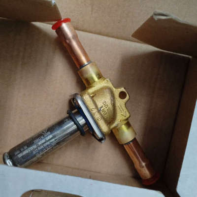 议价丹佛斯032L1212，全新原厂件现货带包装，有需要的朋友私