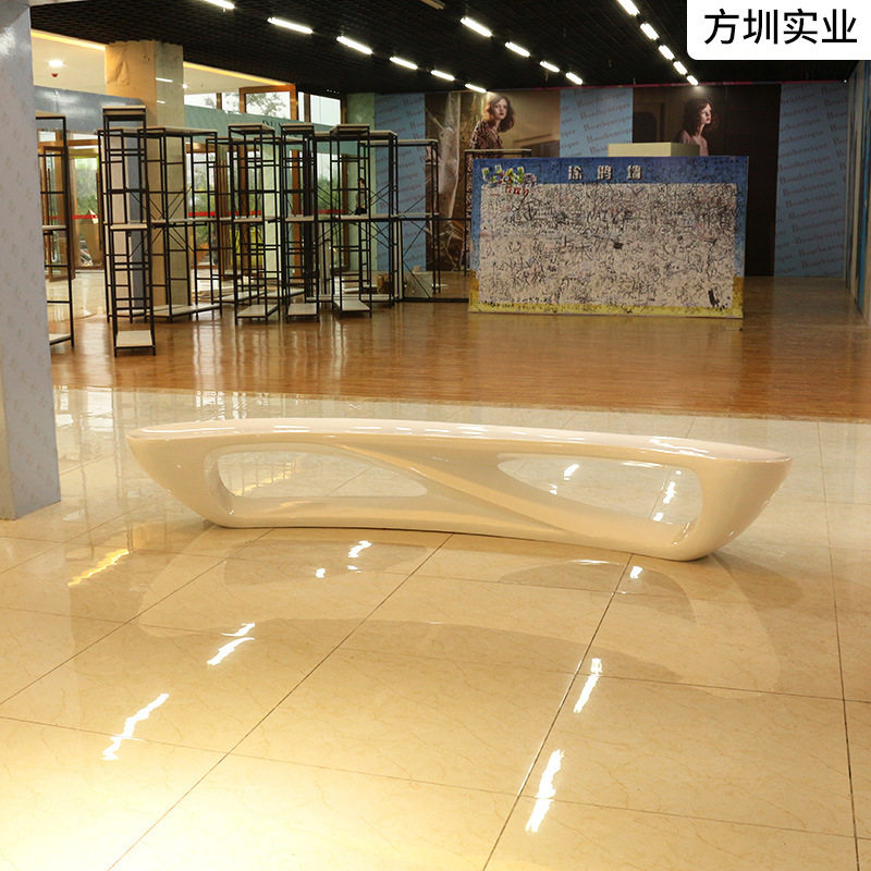 商场玻璃钢休闲座椅影院创意月亮台等候长椅广场公共坐凳批发联排