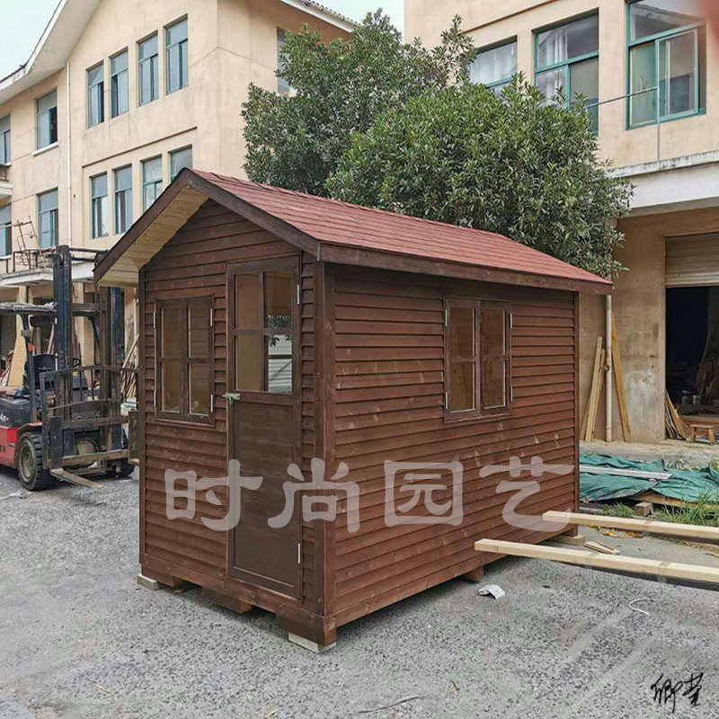 储物间木屋户外腐木售货屋碳化木移动小屋设备房儿童小木房