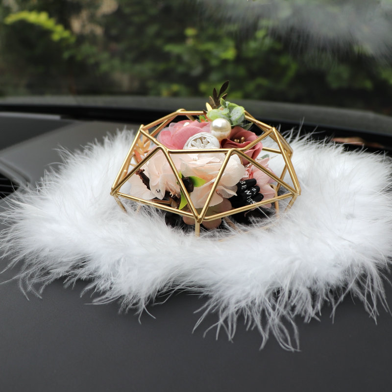 网红款汽车摆件欧风轻奢永生花布艺高档车载摆设香薰女车内装饰u.