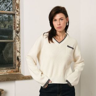 专柜品BC同款100%杨子纱羊毛衫女秋冬V领撞色上衣套头长袖针织衫