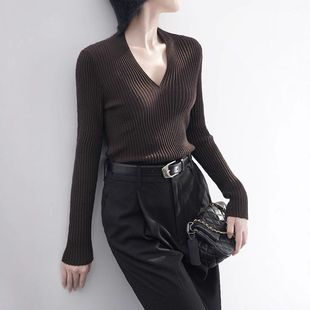 专柜品100%杨子纱羊毛衫女装V领长袖毛衣显瘦修身内搭针织打底衫