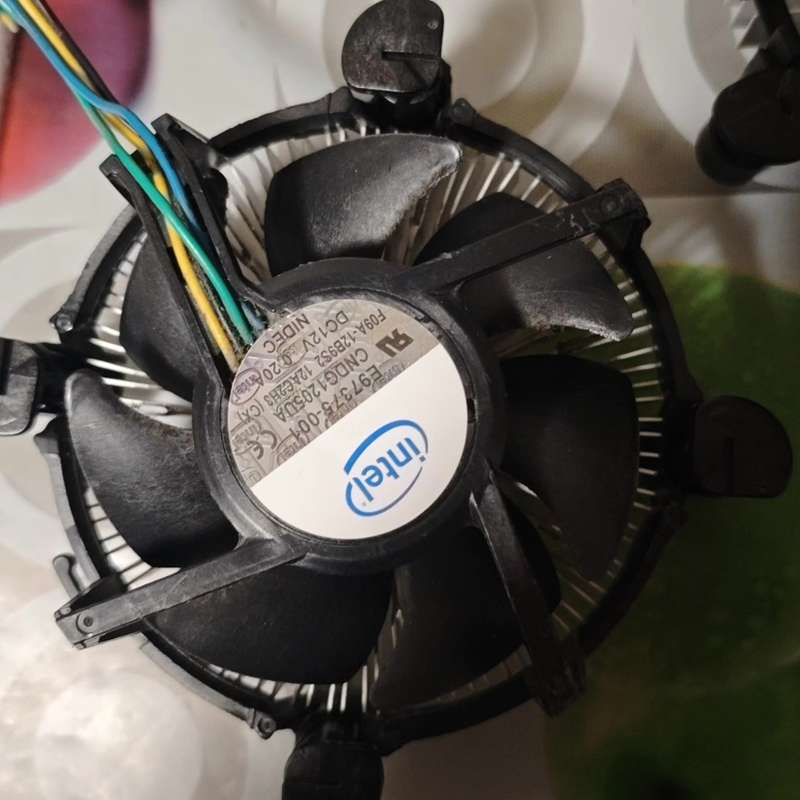 {议价}英特尔原装CPU散热器