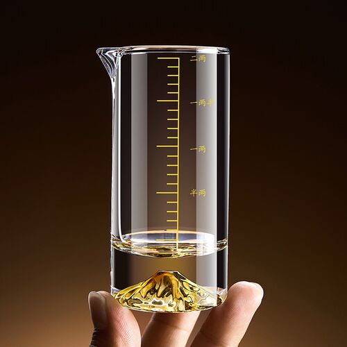 高档金蓝山白酒分酒器家用二x两量酒器醒酒器带刻度饭店用白酒杯