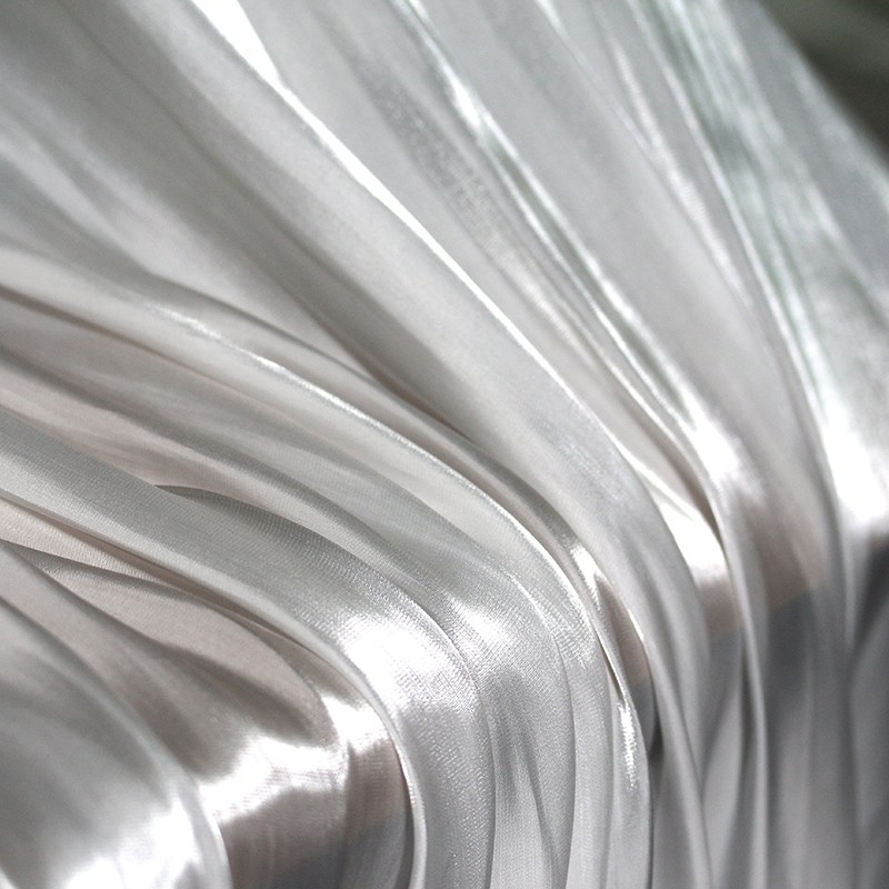 液态水光布料 神仙水晶丝缎布黑白丝礼服婚纱光泽V亮面设计师面料