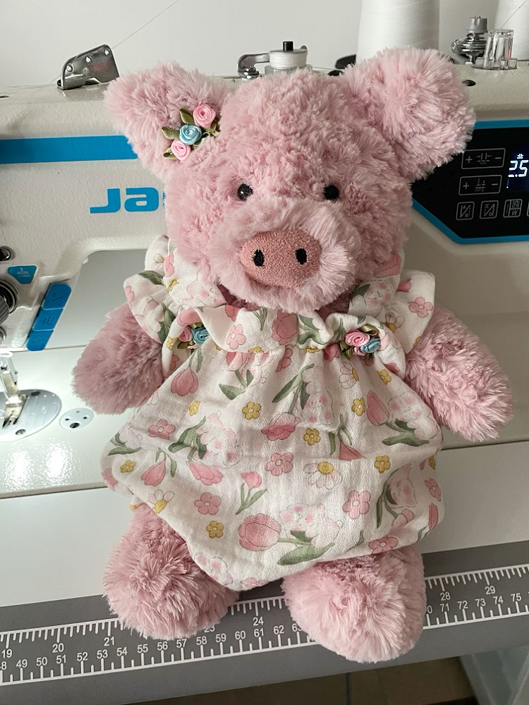 桐桐妈自制 jellycat巴塞罗熊巴纳布斯小猪花苞连体裤衣服着替