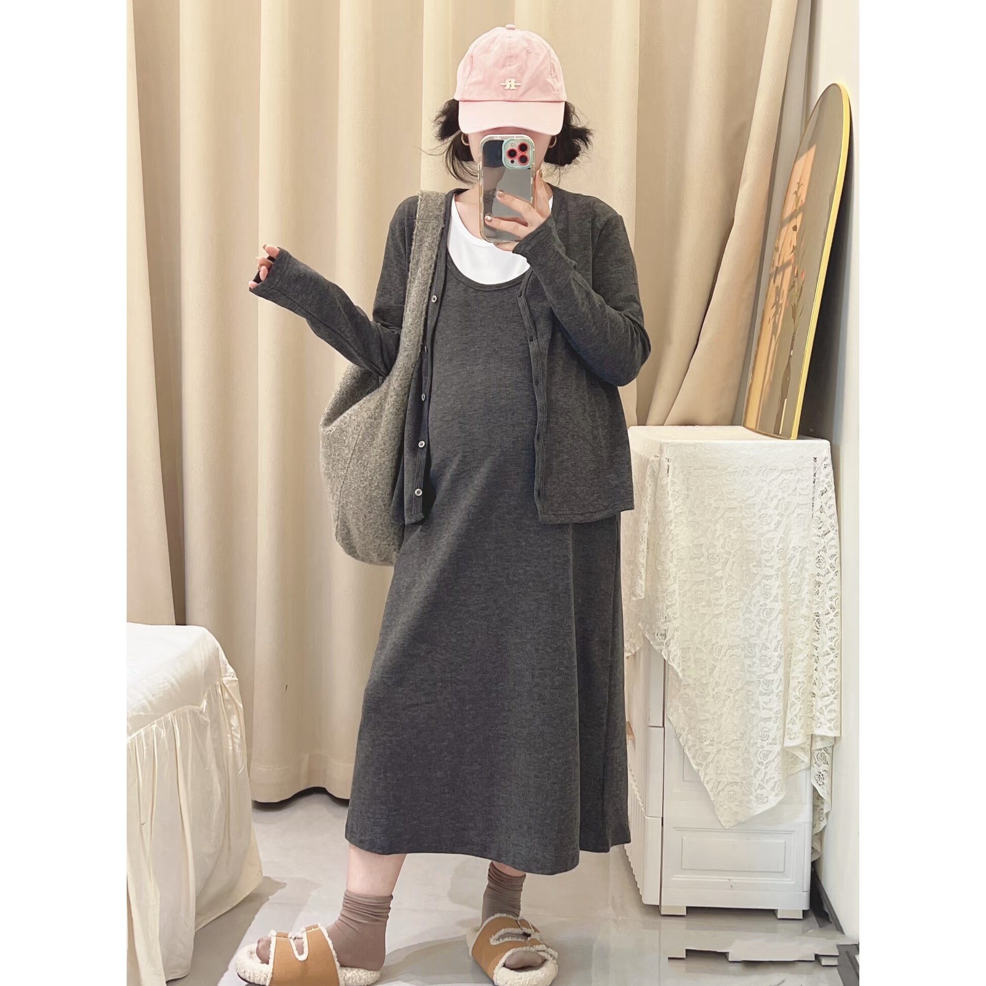 孕妇装连衣裙新款时尚开衫法式宽松背心裙春秋季孕妈洋气两件套装