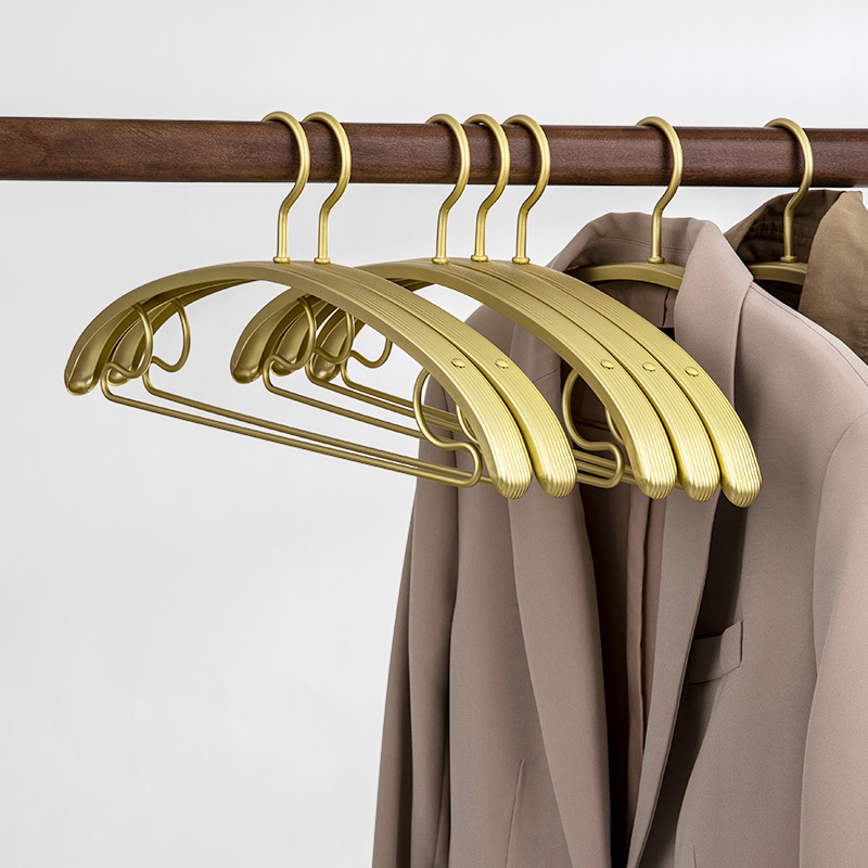 铝合金衣a架家用挂衣无痕防肩角鼓包晾衣架轻奢太空铝防滑衣架子