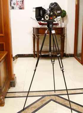 复古工业风老式电影放映机u模型摄影道具咖啡店装饰摆件店铺橱窗