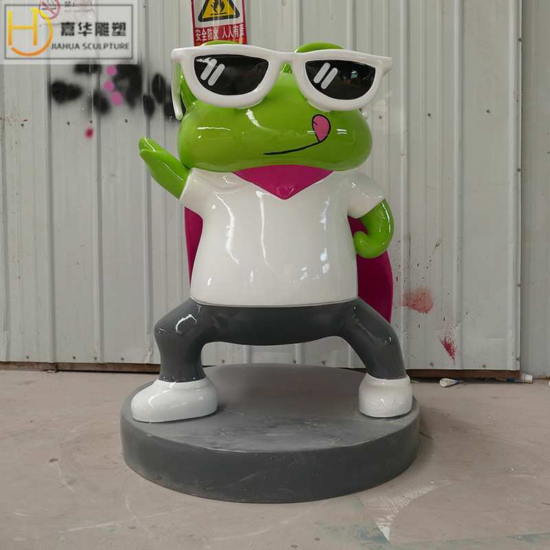 户外仿真动物卡通青蛙雕塑别墅庭院花园摆件园林景观玻璃钢装饰品