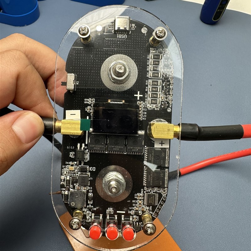 巨霸双脉冲c 法拉电容点焊机 苹果安卓手机移植电芯点焊机 碰焊机