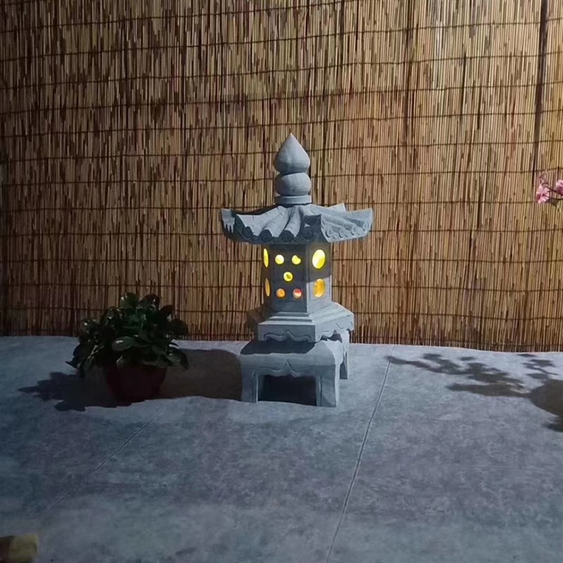 石灯笼中式庭院青石仿古石灯落地别墅户外摆件草坪灯景观石塔石雕