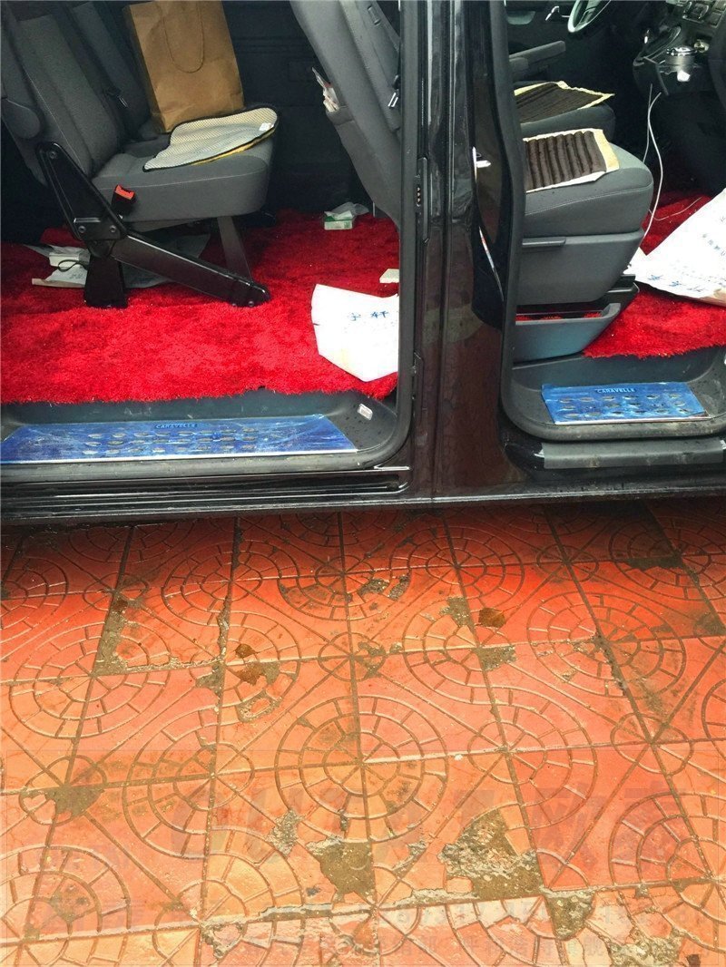 适用于大众凯路威迈特威T5T6门槛条迎宾板金属踏板凯路威迈特威改