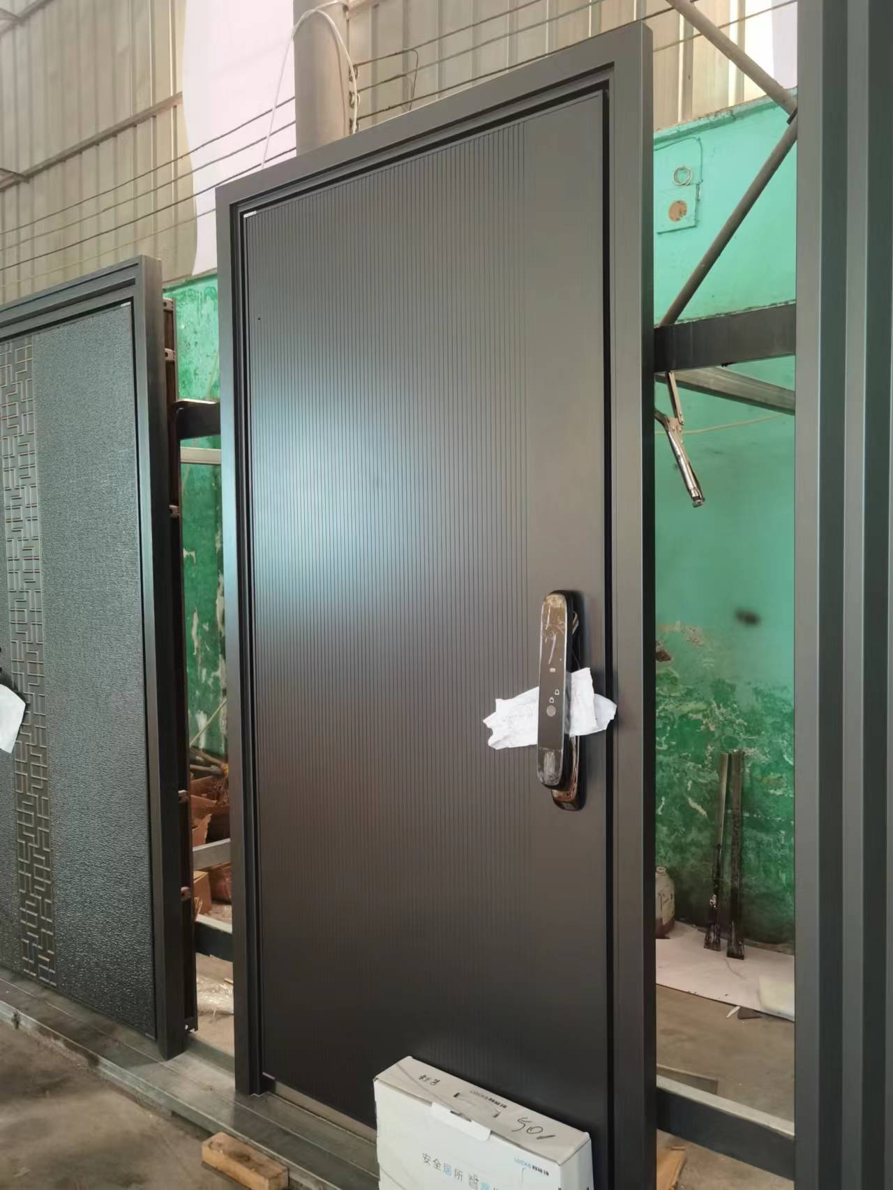 意式轻奢铸铝门极窄边智能防盗门厂家直供高端入户门包邮包安装