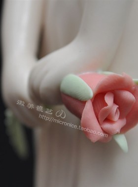12吋玫瑰少女摆件 玫p瑰摆件 结婚纪念日情人物艺术品求婚陶瓷礼