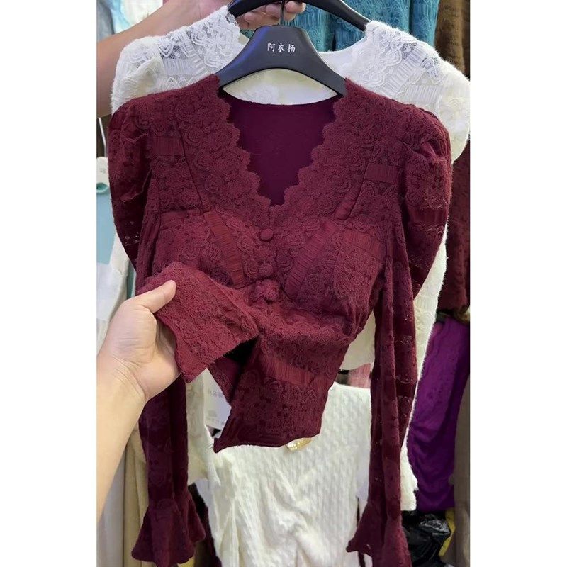 冬季新款时尚百搭法式钩花V领加绒蕾丝打底衫女喇叭袖上衣潮推荐,女装/女士精品,蕾丝衫/雪纺衫,淘宝优惠券,粉丝福利购,淘宝优惠卷
