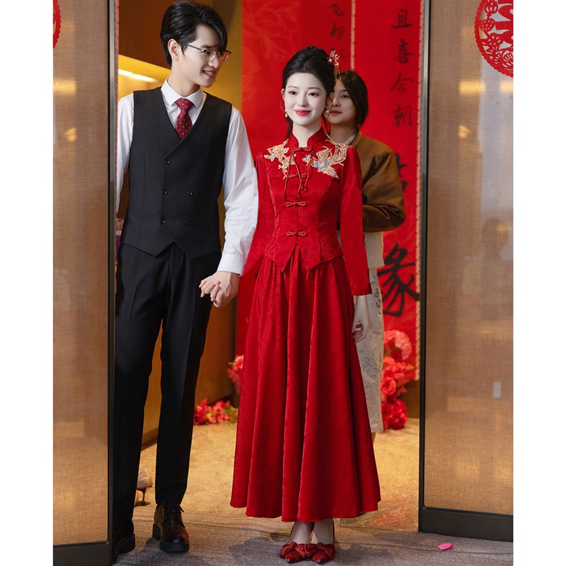 敬酒服新娘2024新款秋冬季结婚订婚回门裙高级感旗袍便装中式套装