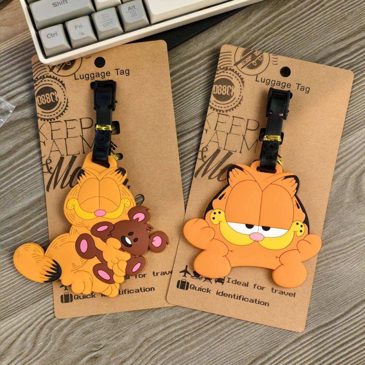 ins卡通可爱趣味加菲猫行李牌箱包登机牌托运识别吊牌挂饰diy旅游