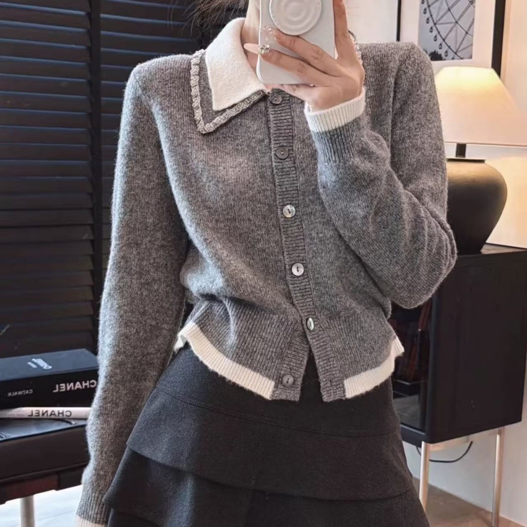 翻领假两件灰色针织毛衣开衫秋冬韩系女装短款独特漂亮小外套上衣