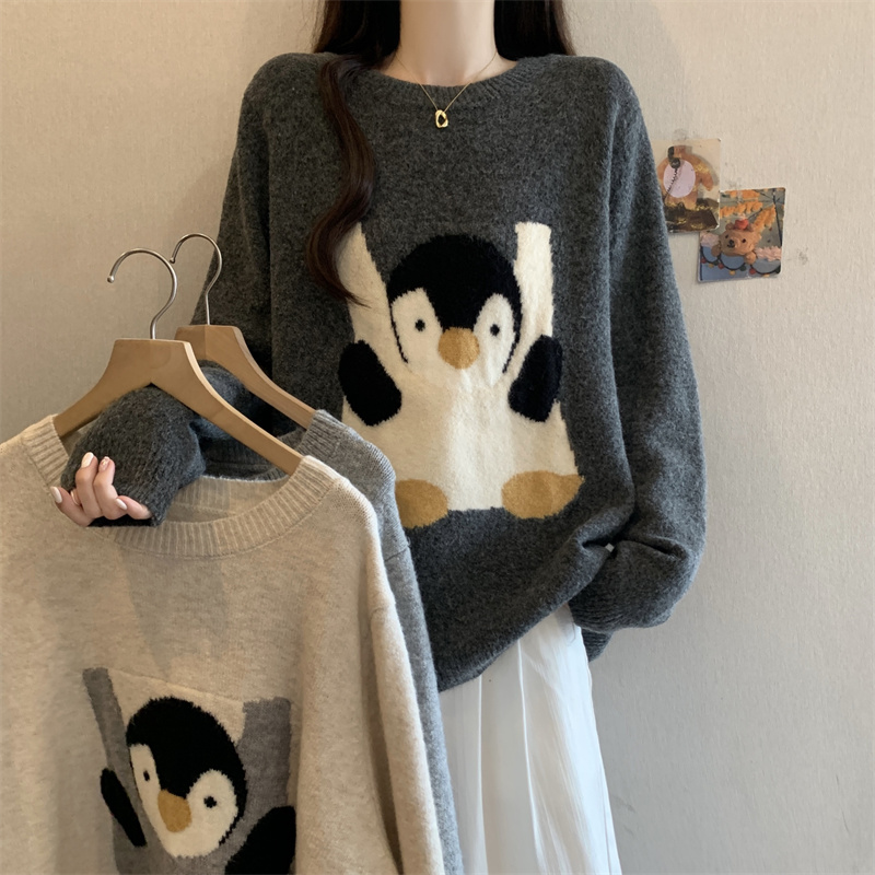 设计感卡通企鹅刺绣针织衫女秋冬新款胖MM别致减龄显瘦百搭毛衣女