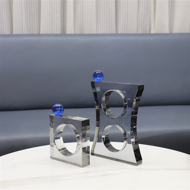 轻奢风创意c烟灰色圆球几何水晶摆件茶几客厅电视柜玄关家居装饰