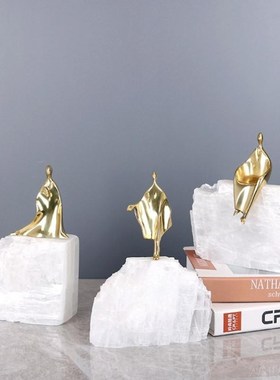 轻奢水晶石铜人物坐姿吊脚禅意摆件家居客厅玄关柜酒柜书柜装饰品