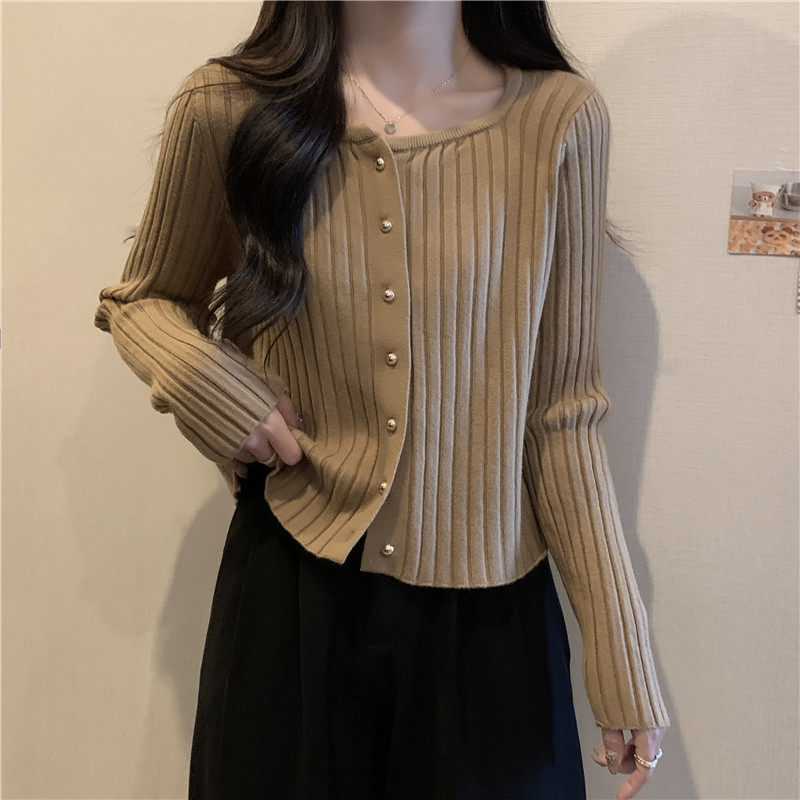 现货大码长袖方领开衫设计x感春季内搭上衣胖mm显瘦毛衣女