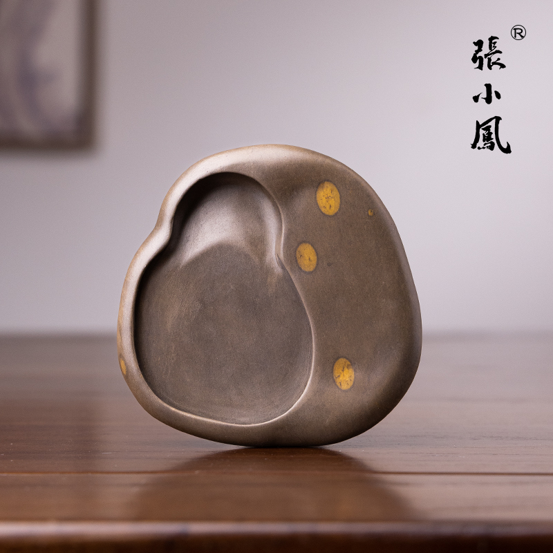 张小凤 肇庆孤品小砚台端砚老坑精品书法专用迷你天然墨砚原石可