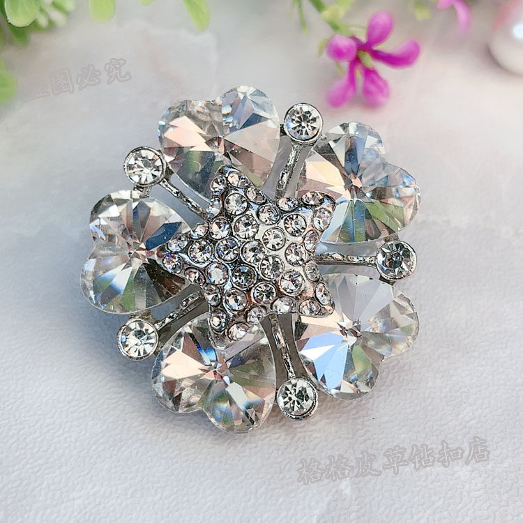 貂皮裘皮皮草大衣水貂水钻扣子纽扣 高档新款袖口装饰扣胸花009,居家布艺,纽扣,淘宝优惠券,粉丝福利购,淘宝优惠卷