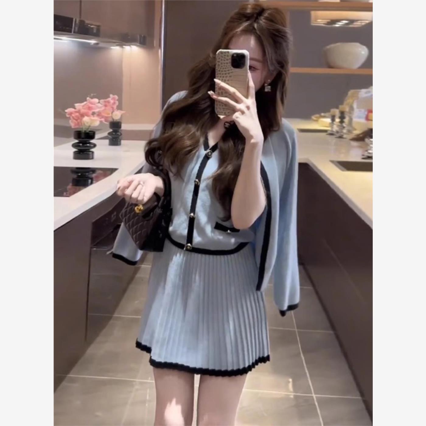 独特而美观的小套装秋季