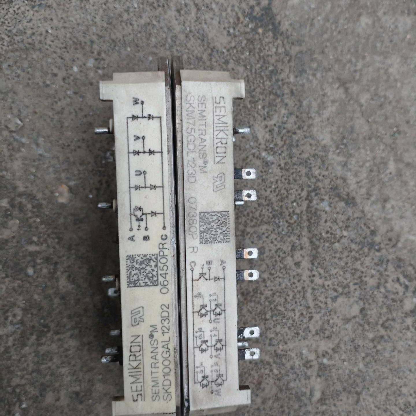 可维修SKM75GDL123D SKD100GAL123D2 SE议价 - 实物图