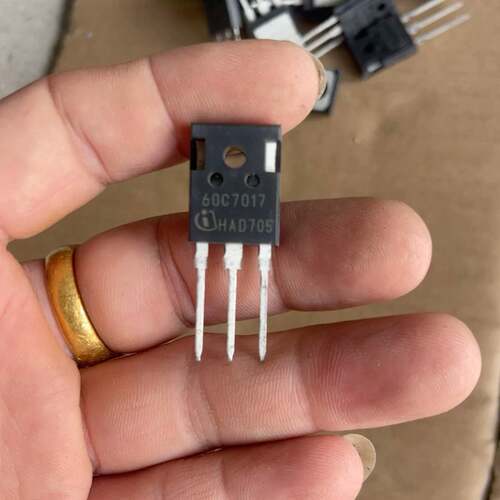 可维修60C7017，未使用三极管27个，需要的联系议价