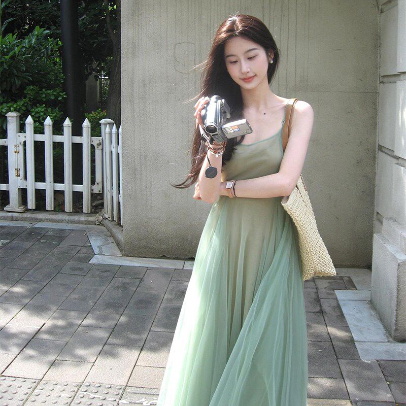 速发法式绝美超好看绿色网纱吊带连衣裙夏季高腰艺术感长裙子